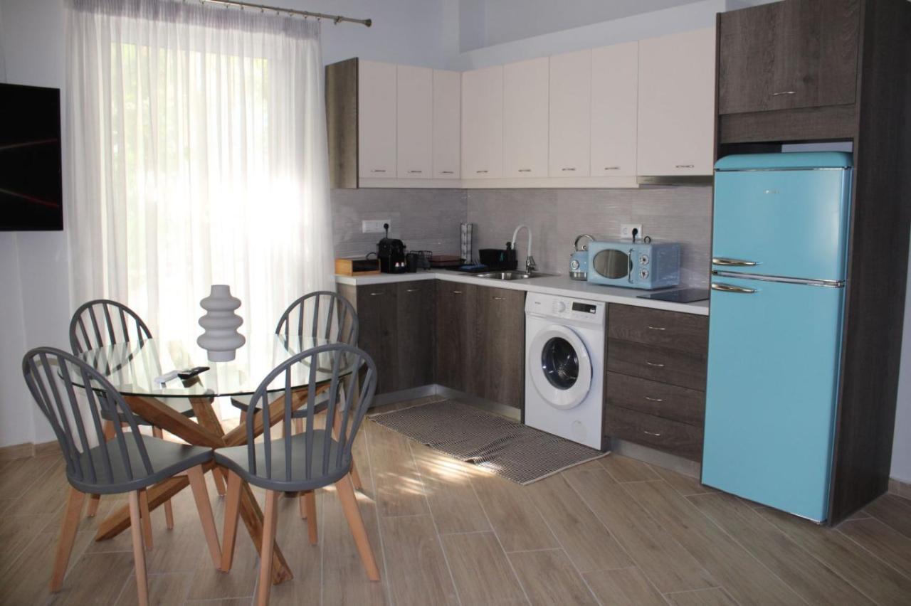 Ventiri Family 1 * Athens
